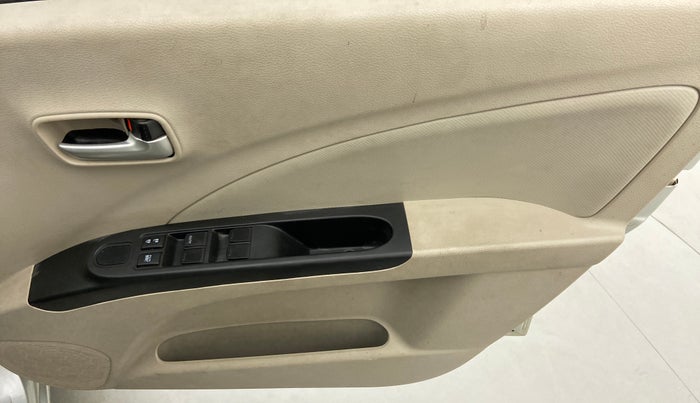 2019 Maruti Celerio VXI d, Petrol, Manual, 6,452 km, Driver Side Door Panels Control