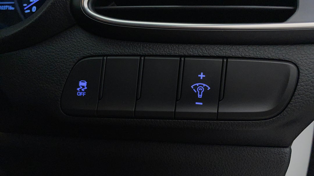 2018 Hyundai i30 Active, Automatic, 103716 km, Utility Switches/Buttons