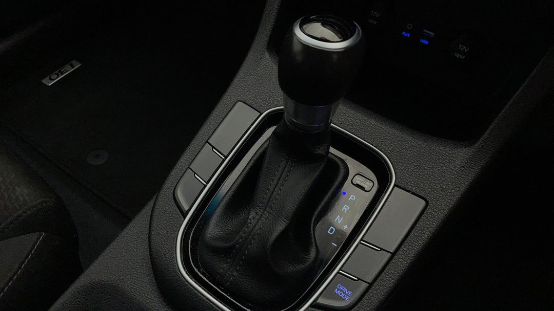 2018 Hyundai i30 Active, Automatic, 103716 km, Gear Lever 