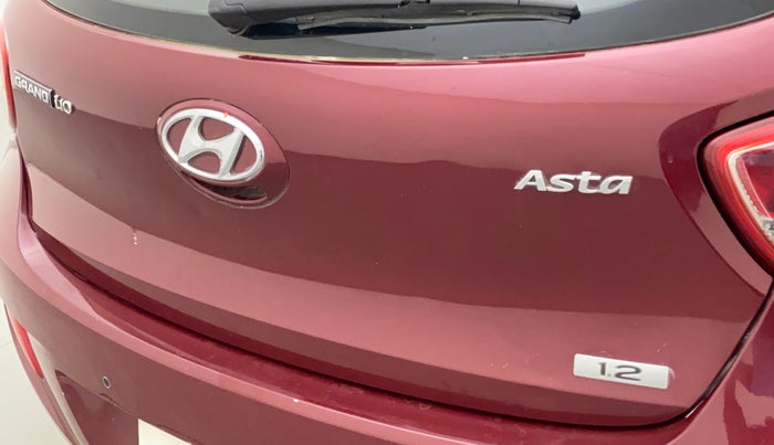 2016 Hyundai Grand i10 ASTA (O) 1.2 KAPPA VTVT, Petrol, Manual, 86,183 km, Dicky (Boot door) - Minor scratches