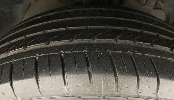 2019 Tata NEXON XM 1.2, Petrol, Manual, 37,159 km, Right Front Tyre Tread