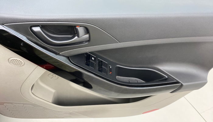 2019 Tata NEXON XM 1.2, Petrol, Manual, 37,159 km, Driver Side Door Panels Control