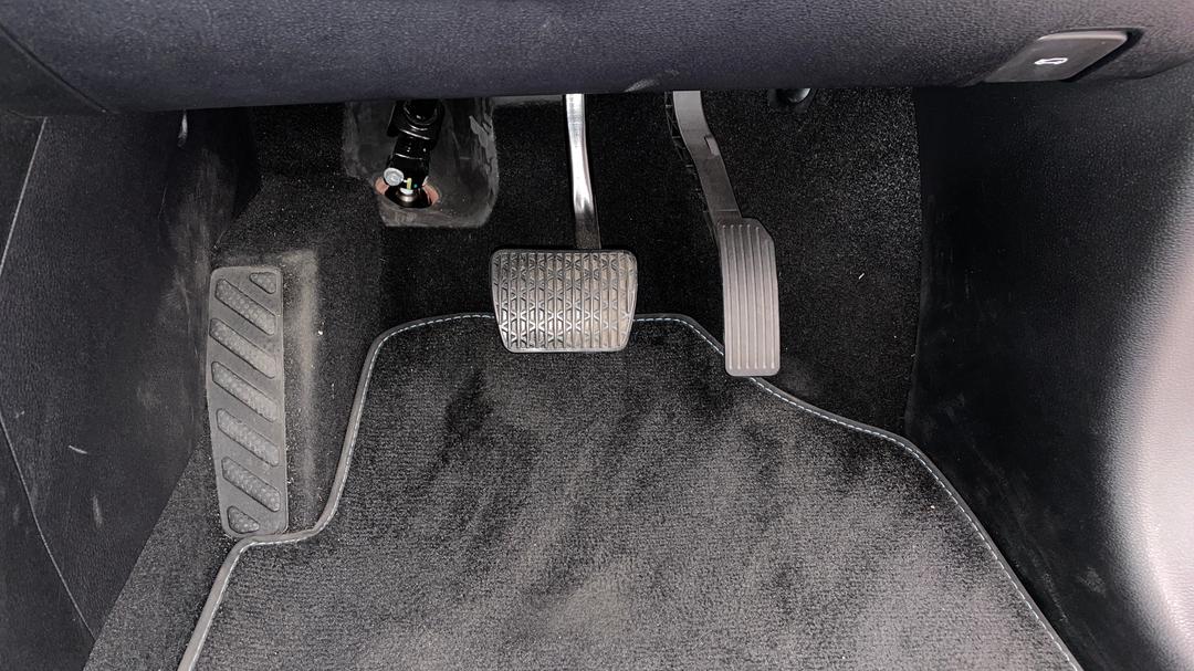 2021 MG HS Vibe, Automatic, 16539 km, Pedals and Footmat
