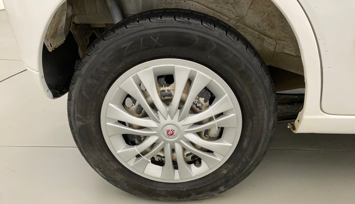 2015 Maruti Wagon R 1.0 LXI CNG, CNG, Manual, 84,850 km, Right Rear Wheel