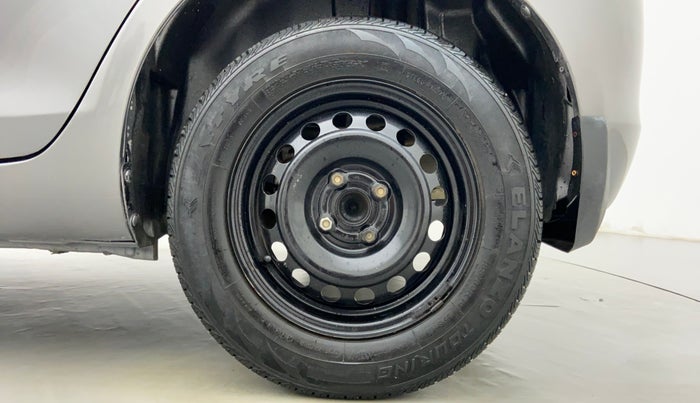 2014 Maruti Swift VXI D, Petrol, Manual, 61,811 km, Left Rear Wheel