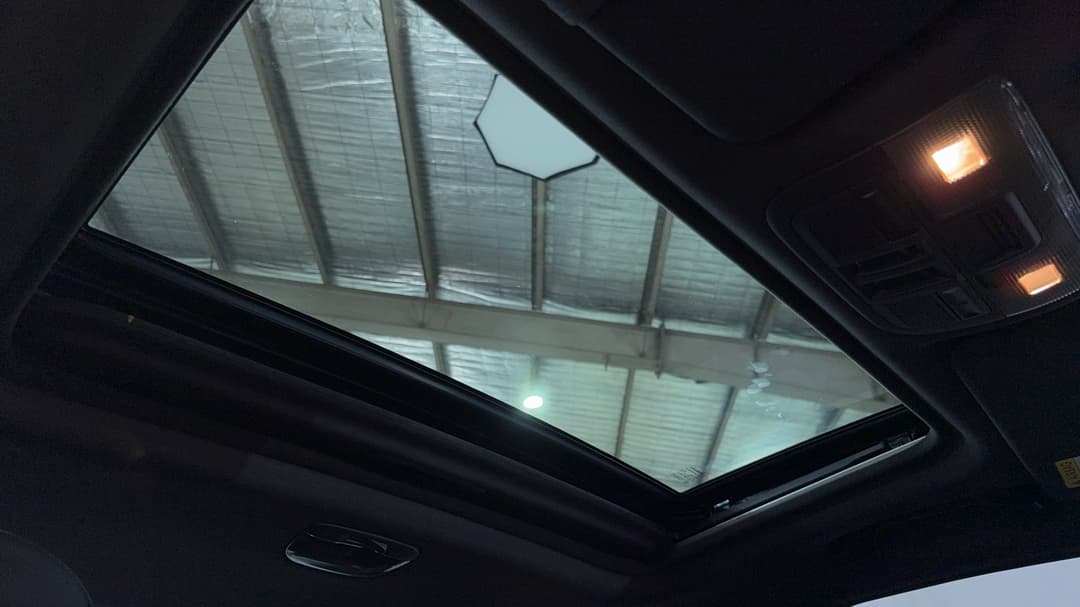 Interior Sunroof/Moonroof