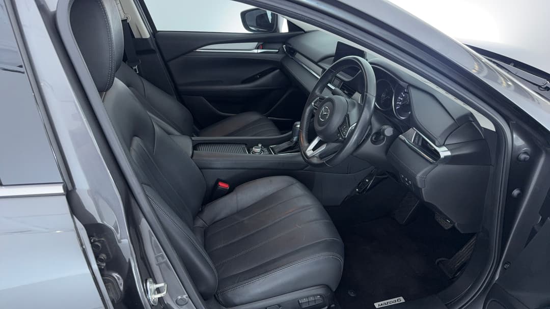 2018 Mazda Mazda6 Gt, Automatic, 49382 km, Right Side Front Door Cabin View