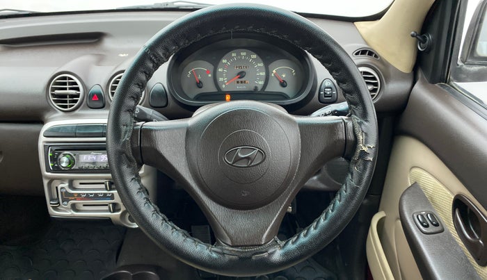 2009 Hyundai Santro Xing GLS, Petrol, Manual, 42,379 km, Steering Wheel Close Up
