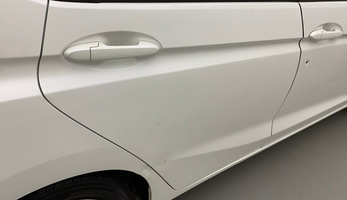 2018 Honda Jazz 1.2L I-VTEC VX, CNG, Manual, 1,04,560 km, Right rear door - Slightly dented