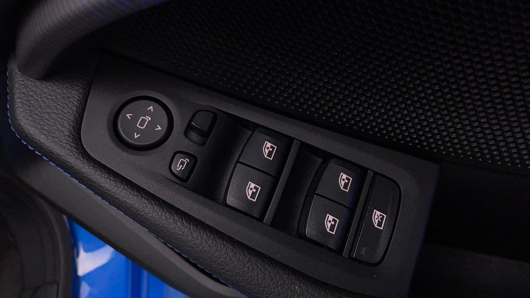 2022 BMW 2 18i M Sport Gran Coupe, Automatic, 21208 km, Drivers Side Door Panel Controls