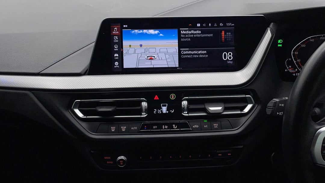 2022 BMW 2 18i M Sport Gran Coupe, Automatic, 21208 km, Center Console