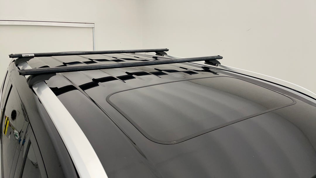 2022 LDV D90 Executive (4WD), Automatic, 32924 km, Roof/Sunroof View