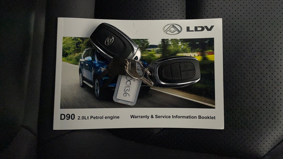 2022 LDV D90 Executive (4WD), Automatic, 32924 km, Key Close-up