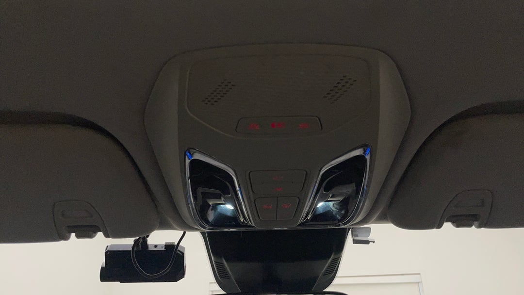 2022 LDV D90 Executive (4WD), Automatic, 32924 km, On-Roof Controls/Sunglass holder