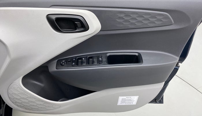 2021 Hyundai GRAND I10 NIOS MAGNA 1.2 KAPPA VTVT CNG, CNG, Manual, 8,455 km, Driver Side Door Panels Control