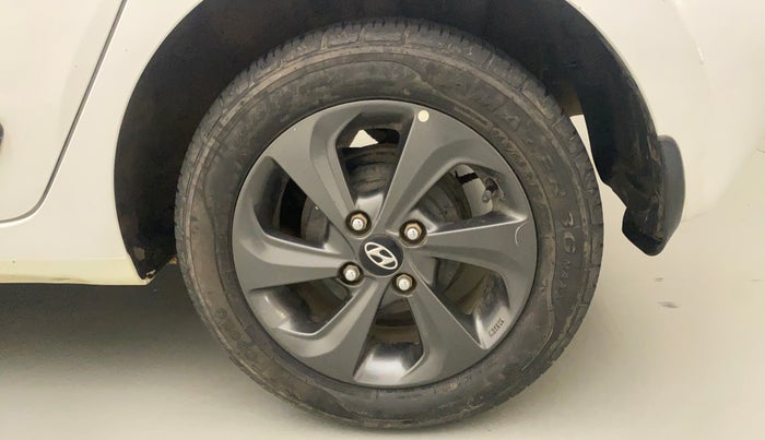 2019 Hyundai Grand i10 SPORTZ 1.2 KAPPA VTVT DUAL TONE, Petrol, Manual, 12,728 km, Left Rear Wheel