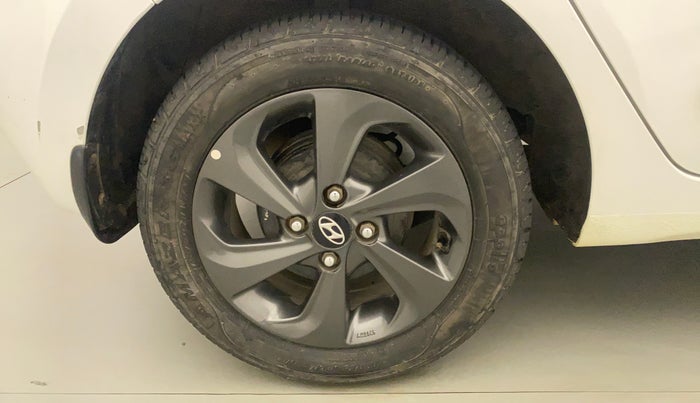 2019 Hyundai Grand i10 SPORTZ 1.2 KAPPA VTVT DUAL TONE, Petrol, Manual, 12,728 km, Right Rear Wheel