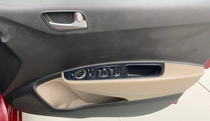 2013 Hyundai Grand i10 ASTA (O) 1.2 KAPPA VTVT, Petrol, Manual, 1,17,857 km, Driver Side Door Panels Control