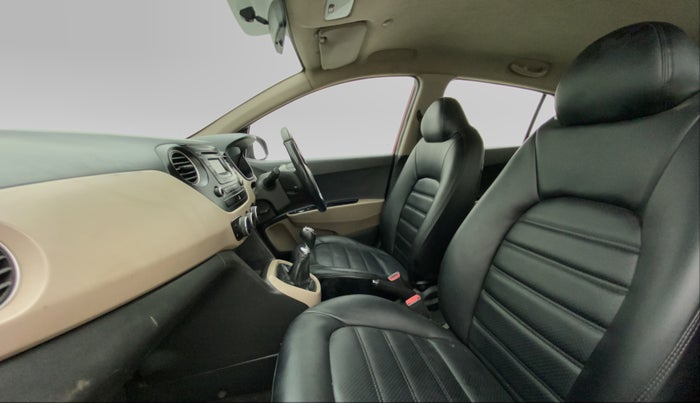 2013 Hyundai Grand i10 ASTA (O) 1.2 KAPPA VTVT, Petrol, Manual, 1,17,857 km, Right Side Front Door Cabin