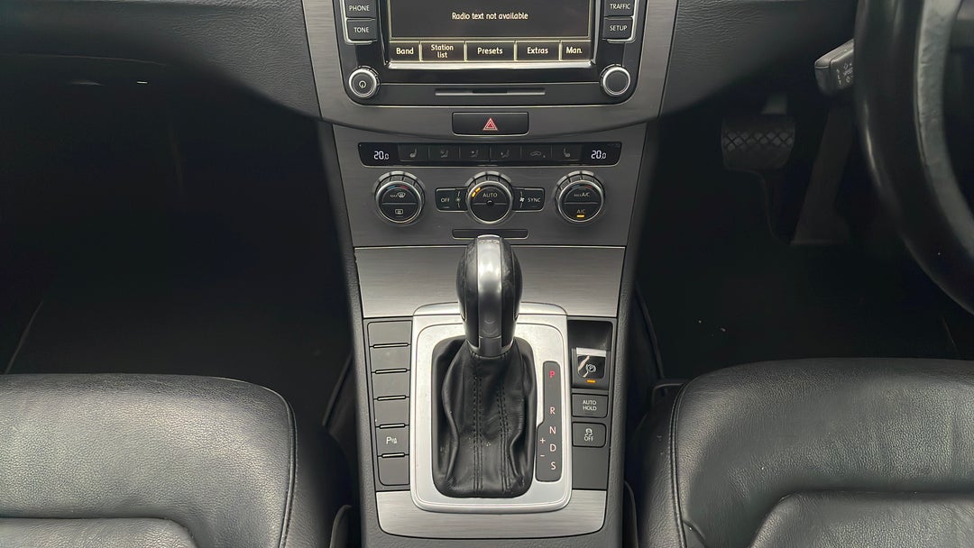 2014 Volkswagen Passat 118 Tsi, Automatic, 114680 km, Gear Lever 