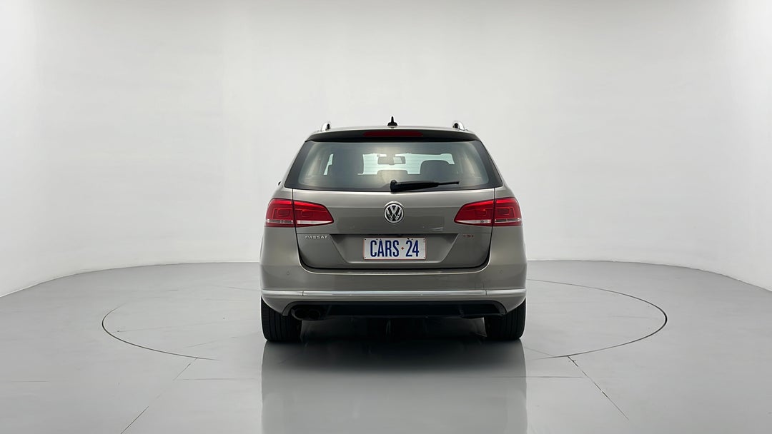 2014 Volkswagen Passat 118 Tsi, Automatic, 114680 km, Back/Rear View