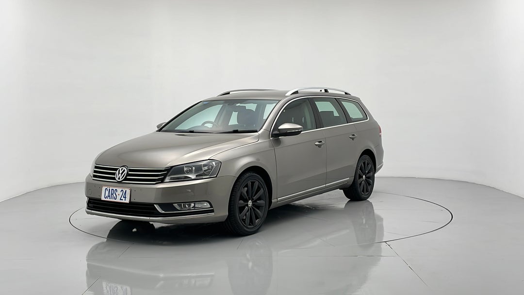 2014 Volkswagen Passat 118 Tsi, Automatic, 114680 km, Left Front Diagonal (45- Degree) View