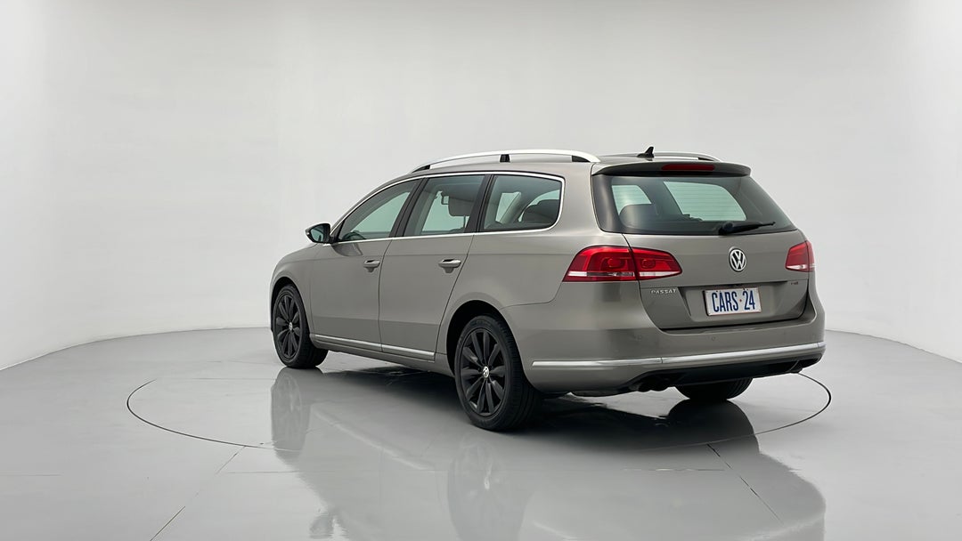 2014 Volkswagen Passat 118 Tsi, Automatic, 114680 km, Left Back Diagonal (45- Degree) View