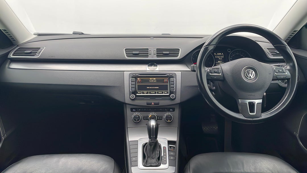2014 Volkswagen Passat 118 Tsi, Automatic, 114680 km, Dashboard View