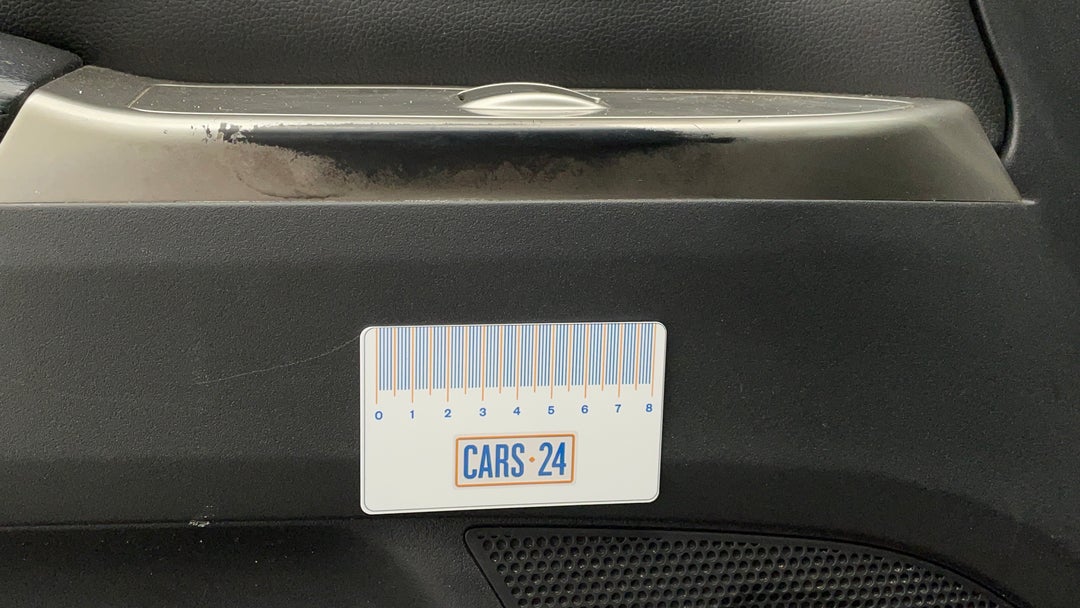 Door Interior Front LHS Scuff