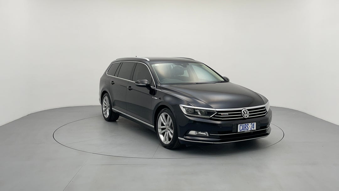 Right Front Diagonal (45- Degree) View