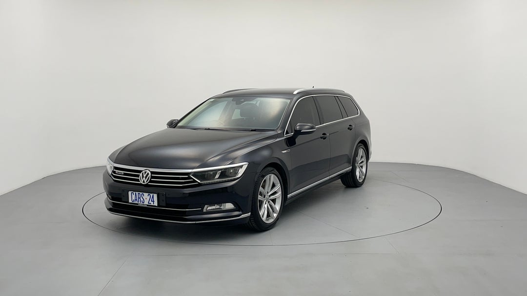 Left Front Diagonal (45- Degree) View