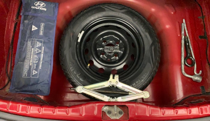 2015 Hyundai Eon MAGNA +, Petrol, Manual, 23,364 km, Spare Tyre