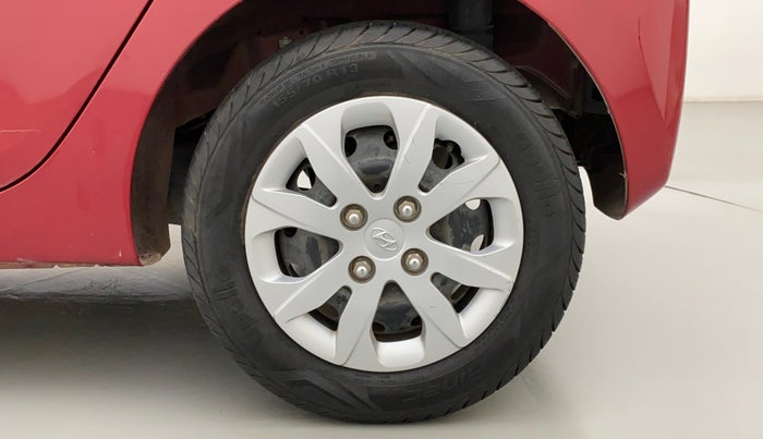 2015 Hyundai Eon MAGNA +, Petrol, Manual, 23,364 km, Left Rear Wheel