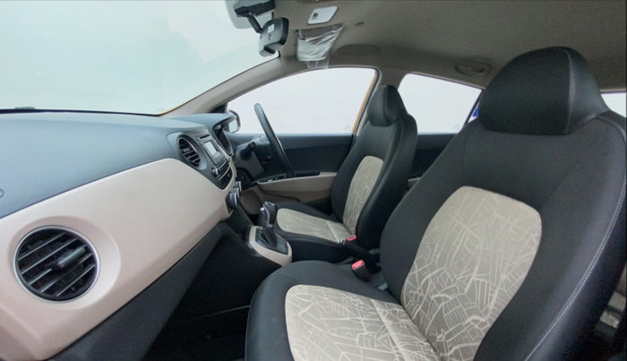 2016 Hyundai Grand i10 ASTA AT 1.2 KAPPA VTVT, Petrol, Automatic, 34,612 km, Right Side Front Door Cabin