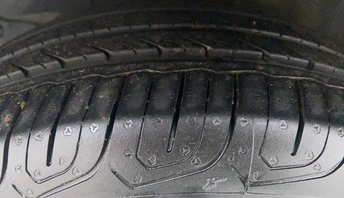2010 Honda City S MT PETROL, Petrol, Manual, 86,382 km, Left Front Tyre Tread