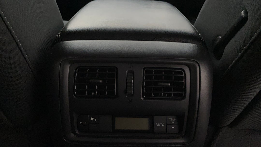 Rear A/C Vent