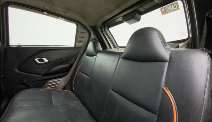 2018 Datsun Redi Go T (O), CNG, Manual, 1,02,241 km, Right Side Rear Door Cabin