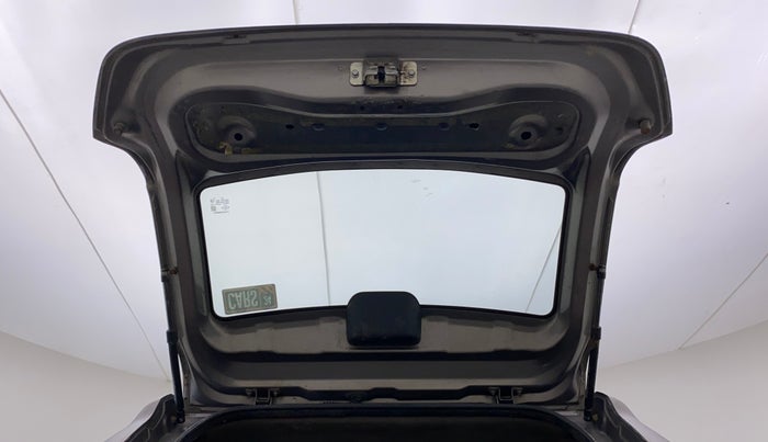 2018 Datsun Redi Go T (O), CNG, Manual, 1,02,241 km, Boot Door Open