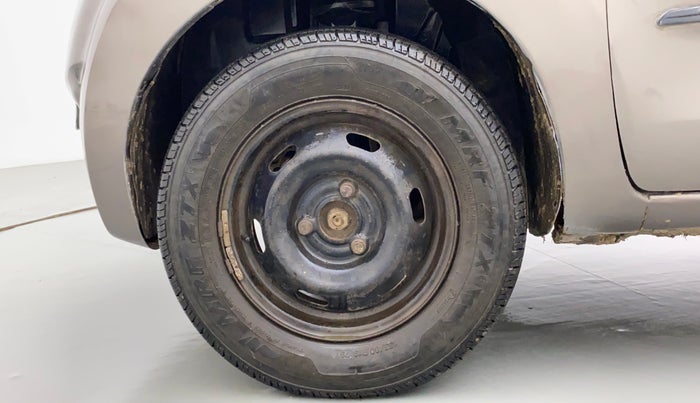 2018 Datsun Redi Go T (O), CNG, Manual, 1,02,241 km, Left Front Wheel