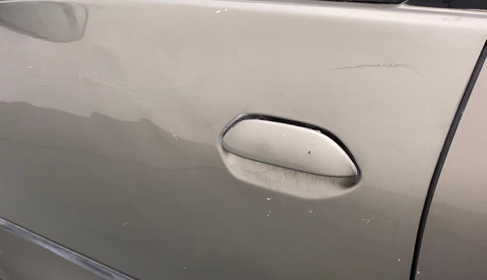 2018 Datsun Redi Go T (O), CNG, Manual, 1,02,241 km, Front passenger door - Minor scratches