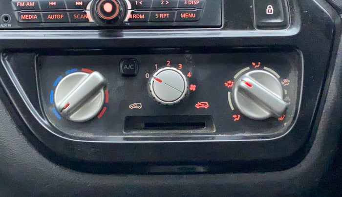 2018 Datsun Redi Go T (O), CNG, Manual, 1,02,241 km, Dashboard - Air Re-circulation knob is not working