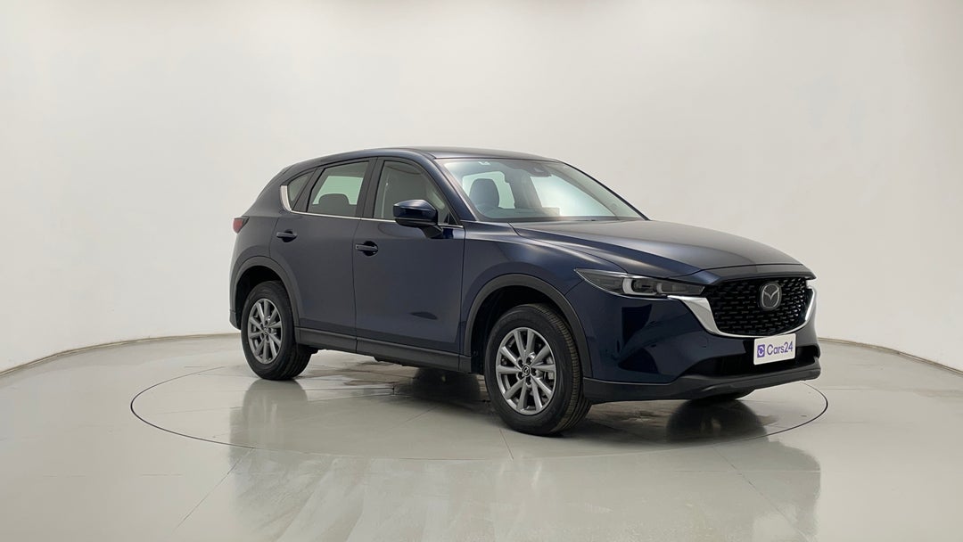 Right Front Diagonal (45- Degree) View