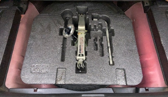 2010 Honda Civic 1.8L I-VTEC V MT, Petrol, Manual, 74,597 km, Dicky (Boot door) - Jack missing