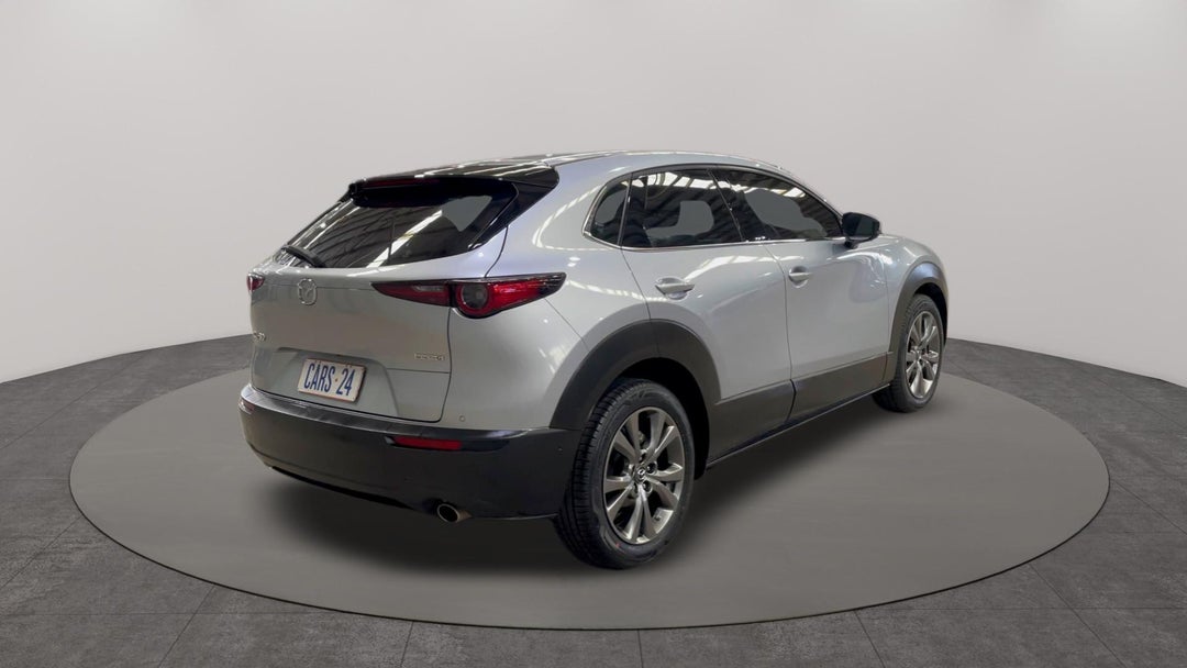 Right Back Diagonal (45- Degree) View