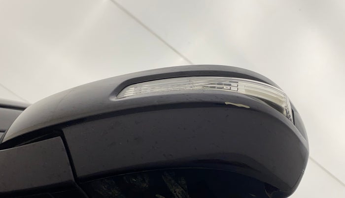 2016 Maruti Swift VXI, Petrol, Manual, 43,744 km, Left rear-view mirror - Indicator light has minor damage