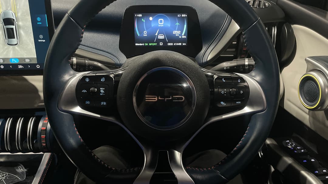 2022 Byd Atto 3 Extended Range, Automatic, 41449 km, Steering Wheel Close-up