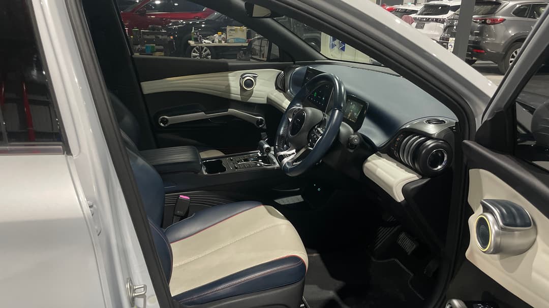 2022 Byd Atto 3 Extended Range, Automatic, 41449 km, Right Side Front Door Cabin View
