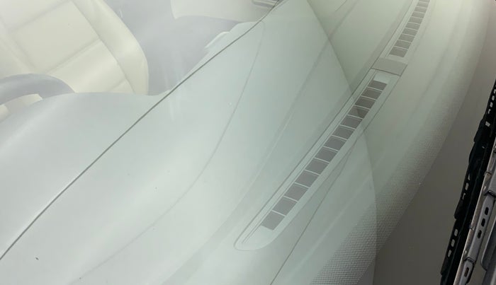 2021 Skoda Rapid AMBITION TSI, Petrol, Manual, 23,405 km, Front windshield - Minor spot on windshield
