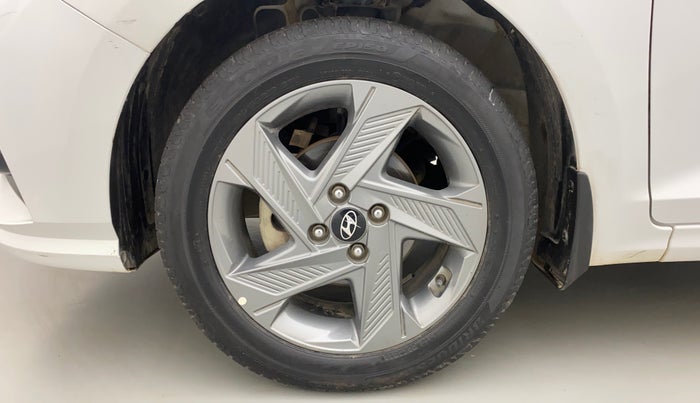 2020 Hyundai Verna SX 1.5 VTVT, Petrol, Manual, 31,897 km, Left Front Wheel