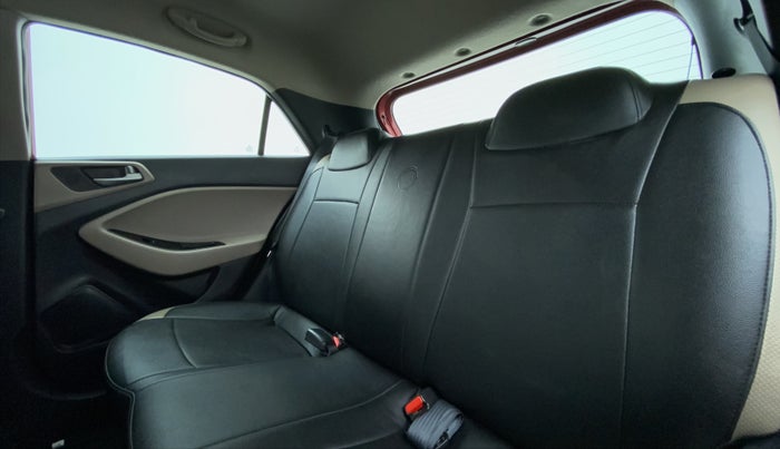 2018 Hyundai Elite i20 ASTA 1.2, Petrol, Manual, 42,444 km, Right Side Rear Door Cabin